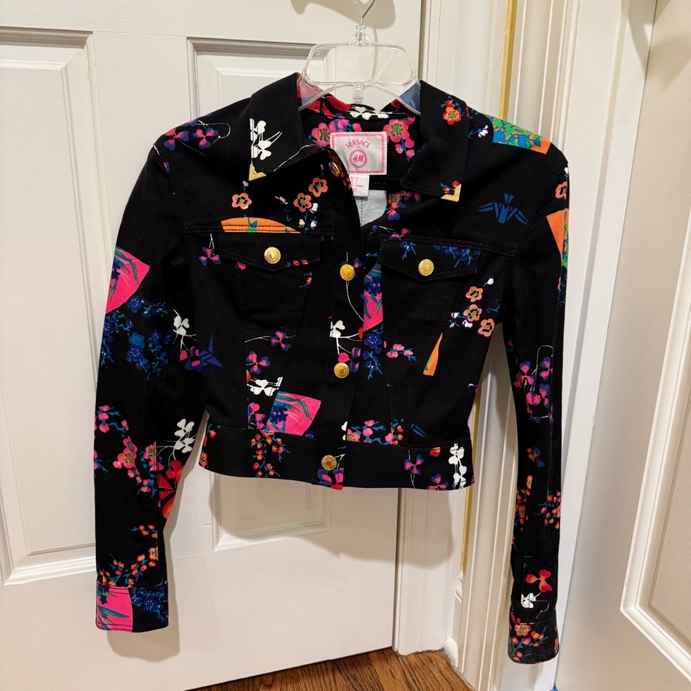 Cropped Versace for H&M Black Denim Jacket with Pink and Blue Floral Design